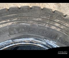 245 70 17.5 Michelin 2020 245 70 R17.5 Gomme