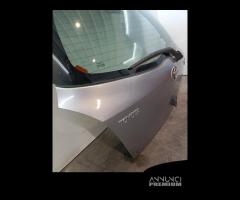 PORTELLONE POSTERIORE TOYOTA Yaris Serie 670050D16