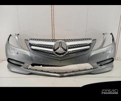 PARAURTI ANTERIORE CENTRALE MERCEDES Classe E W207 - 1