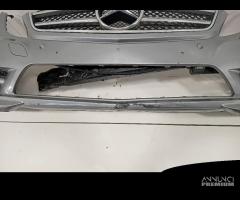 PARAURTI ANTERIORE CENTRALE MERCEDES Classe E W207 - 12