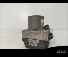 CENTRALINA ABS HYUNDAI i20 Serie 58900-C8360/C8589 - 4