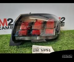 STOP DESTRO A LED PEUGEOT 208 Serie 9823216580 (12