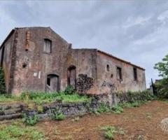 Antico casale con terreno a Piedimonte Etneo - 1