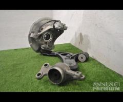 Bmw f40 6876645 mozzo ruota fusello sx | 16404