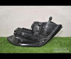 Bmw 2 u06 8494360 fanale esterno destro | 15607 - 7