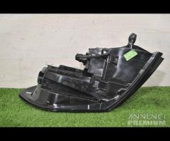 Bmw 2 u06 8494360 fanale esterno destro | 15885 - 6