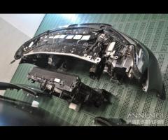 BMW G30 G31 LCI Musata cofano paraurti fari LED - 17