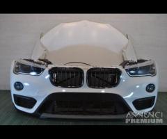 Bmw x1 f48 musata cofano paraurti fari led 10km