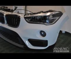 Bmw x1 f48 musata cofano paraurti fari led 10km