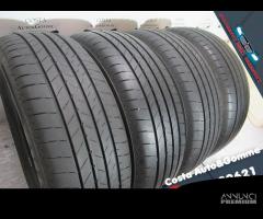 225 60 18 Bridgestone 99% 225 60 R18 4 Gomme