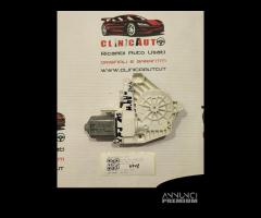 MOTORINO ALZAVETRO POSTERIORE DESTRA AUDI A4 Avant