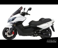 FANALE ANTERIORE DESTRO - ATTACCO ROTTO KYMCO XCIT - 8