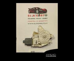 MOTORINO ALZAVETRO POSTERIORE DESTRA MERCEDES Clas - 1