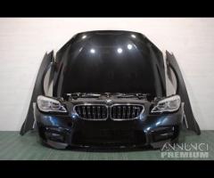 Bmw serie 6 m6 f06 musata con fari led adattivi