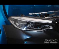 Bmw serie 5 f90 musata con fari led adattivi - 8