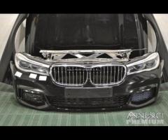 Bmw serie 7 g11 musata fari laser paraurti m-sport