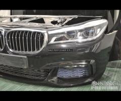 Bmw serie 7 g11 musata fari laser paraurti m-sport