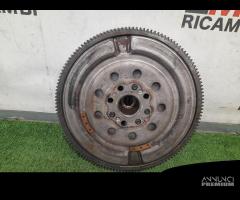 KIT FRIZIONE E VOLANO OPEL Astra Berlina (K) D16DT - 2