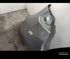 PARAFANGO ANTERIORE SINISTRO TOYOTA Yaris Serie 53