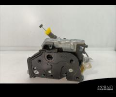 SERRATURA POSTERIORE DESTRA AUDI A4 Avant (8W5) 8X