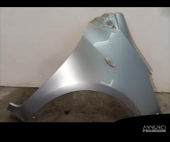 PARAFANGO ANTERIORE DESTRO TOYOTA Yaris Serie 5381