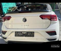 PARAFANGO POSTERIORE DESTRO VOLKSWAGEN T-Roc Serie