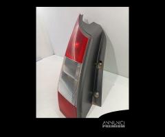 STOP FANALE POSTERIORE SINISTRO RENAULT Scenic Ser