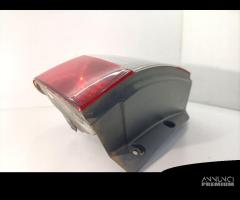 STOP FANALE POSTERIORE SINISTRO RENAULT Scenic Ser - 5