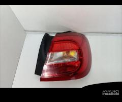 STOP FANALE POSTERIORE DESTRO MERCEDES GLA Serie A