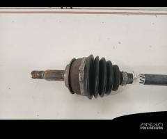 SEMIASSE ANTERIORE DESTRO TOYOTA Yaris Serie 43410