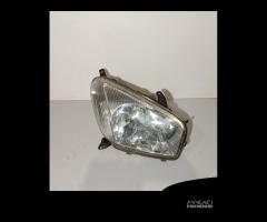 FARO ANTERIORE DESTRO TOYOTA Rav4 3Â° Serie (03\u003e05