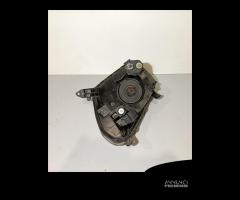 FARO ANTERIORE DESTRO TOYOTA Rav4 3Â° Serie (03\u003e05