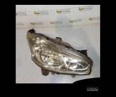 FARO ANTERIORE DESTRO PEUGEOT 208 Serie (12\u003e19)