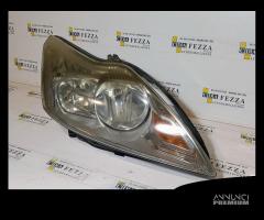 FARO ANTERIORE DESTRO FORD Focus Berlina 4Â° Serie