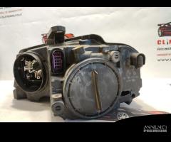 FARO ANTERIORE DESTRO AUDI A4 Avant (8K5) 8P094100 - 3