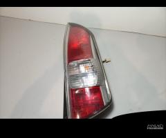 STOP FANALE POSTERIORE DESTRO DAIHATSU Sirion 1Â°