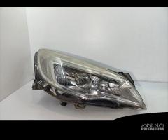 FARO ANTERIORE DESTRO OPEL Astra J 13253647 A17DTR