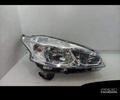 FARO ANTERIORE DESTRO PEUGEOT 208 Serie 1685351480 - 1