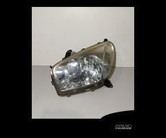 FARO ANTERIORE SINISTRO TOYOTA Rav4 3Â° Serie (03\u003e