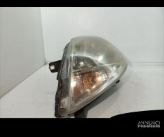 FARO ANTERIORE SINISTRO RENAULT Trafic Combi 2Â° S - 3