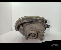 FARO ANTERIORE SINISTRO RENAULT Trafic Combi 2Â° S - 5