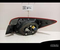 STOP FANALE POSTERIORE SINISTRO MAZDA 3 Serie B45D - 7