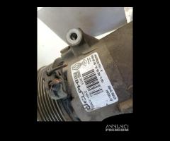 COMPRESSORE A/C RENAULT Scenic Serie 8200678499 F9