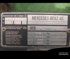 RIVESTIMENTO ANTERIORE MERCEDES Classe E W124 1240 - 4