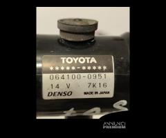 POMPA ACQUA TOYOTA Prius 1Â° Serie 064100-0951 1NZ