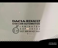 PARABREZZA ANTERIORE DACIA Duster 1Â° Serie 727120