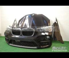 BMW X1 F48 Musata Parafango Faro Cofano Paraurti