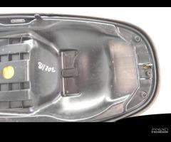 SELLA SADDLE PIAGGIO X10 4T 4V IE EURO 3 125 2012 - 9