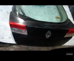 PORTELLONE POSTERIORE COMPLETO RENAULT Laguna Berl - 4