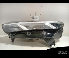 FARO ANTERIORE SINISTRO DACIA Jogger Serie 2606017